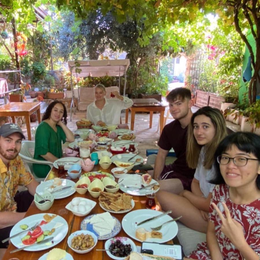 Likya Pansiyon Kaleucagız Exteriör bild
